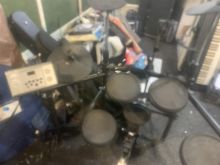 Drums elektrike Fame 5200