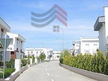 Shtëpi me shitje në Marigona Residence