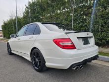 MERCEDES BENZ C300 2012 PERFEKT