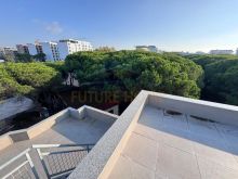 Shitet Apartament 2+1 me Verand Golem 0696044430