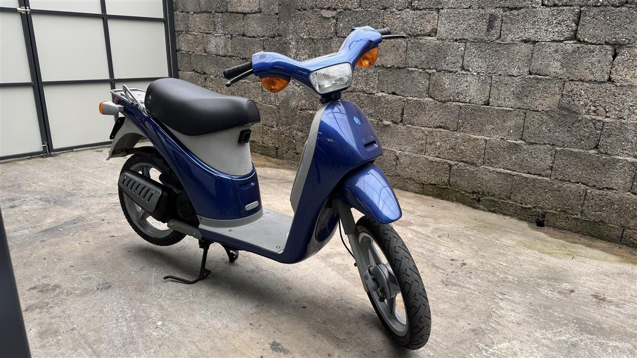 Creative Commons Free Piaggio 50 Skuter Piaggio Free Piaggio Free