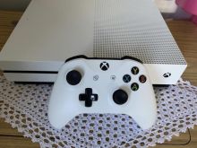 Xbox One S memorje 1 terra + GTA5