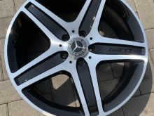 DISQE 19 INC..AMG..7.5,,8.5,,MERCEDES BENZ..ORIGJINAL..2013.