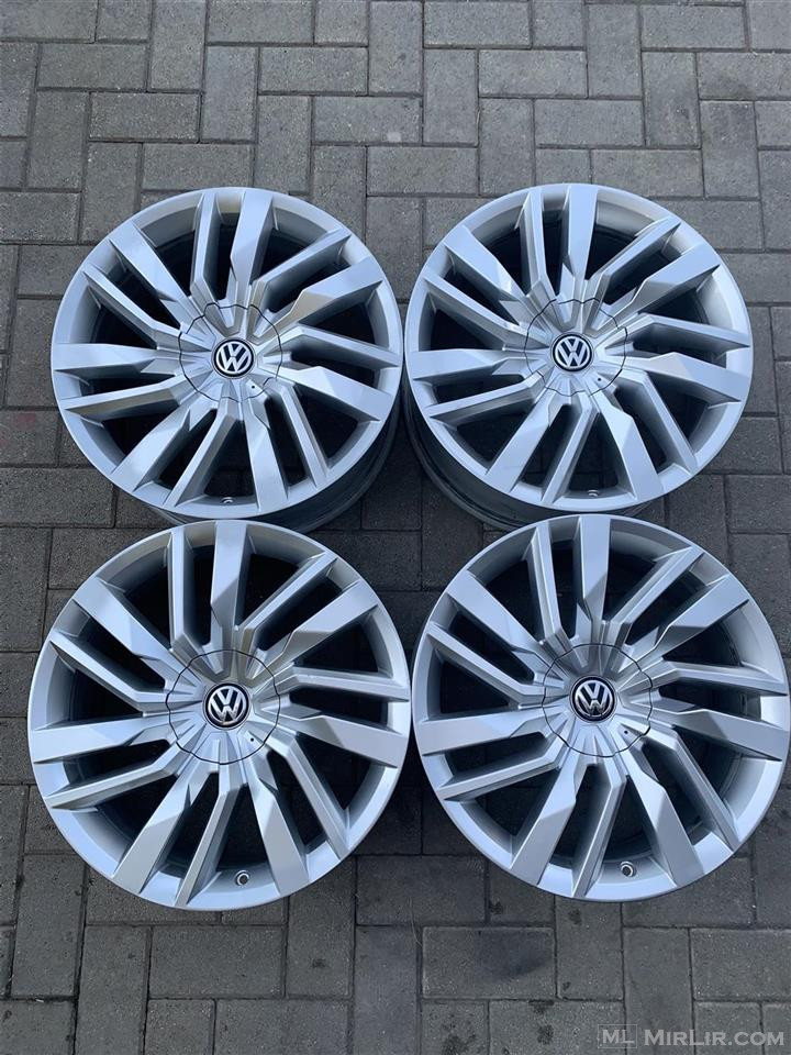 DISQE 19 INC..TIGUAN..PHAETON ..2019..ORIGJINAL.. SHITEN 