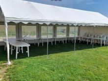 tenda ne sherbim si dhe karrika tavolina ne ter kosoven 24 n
