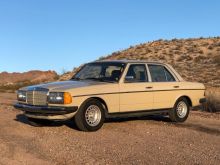 Shesim te gjitha pjeset per MERCEDES BENZ 240D (W1