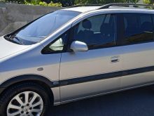 Shitet Opel Zafira 2.2 TDI