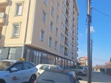 Shitet banesa 4 dhomshe 109m2 kati 3 Fushë Kosove