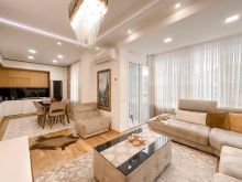 🏡 Shitet Apartament Luksoz 3+1+2 me Garazh – Pranë Kopshtit