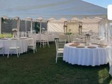 Tenda karrika tavolina me qera