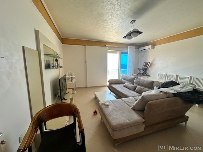 Ne shitje Papafingo me pamje nga deti ne Sarande - thumbnail 9