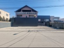 Shitet Shtepia me Lokal 570m2 