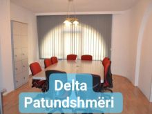 Objekt afarist 1000m2 me qira ne qender-4000EUR