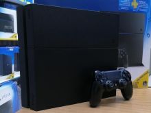 Playstation 4 me 40 lojera Transporti Gratis