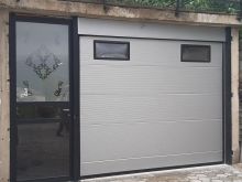 Servis per garazha  dyer dritare  motorra