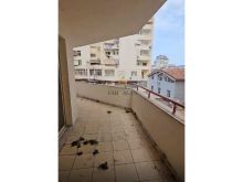 NE QENDER TE DURRESIT APARTAMENT 3+1+2+VERANDE PER SHITJE!