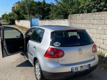 🇮🇹 GOLF 5 2.0 Tdi viti 2005 Cmimi: 2999€