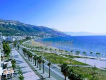Disponojme apartament 1+1 per shitje ne Lungomare, Vlore.