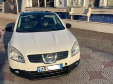 Shitet Nissan Qashqai 2.0 Automat