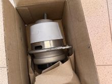 Kembe motorri per Porsche dhe Tuareg