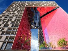 SHITET APARTAMENT 3+1 TE UNITED TOWER, KOMUNA PARISIT