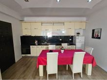 Shitet, Apartament 2+1, Fresku, Tiranë
