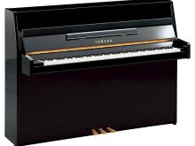 Yamaha b1 Upright Piano