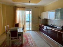 0697048063	Shitet, Apartament 2+1, Tregu Industrial, Durres