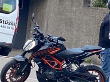 KTM Duke 125