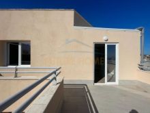 0697048063Shitet, Apartament 2+1, Kazazi, Durres