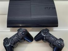 PS3 Super Slim me Cip & 70 Lojera