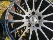 Shes fellne 18-she VW