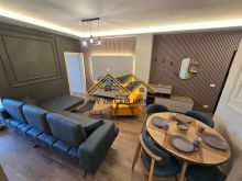 SHITET SUPER APARTAMENT PRAN MUZEUMIT DURRES!