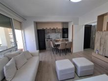 Shitet apartament 1+1