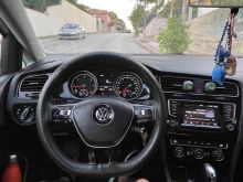 Shitet ose nderrohet golf 7 motorr 1.6 naft automat