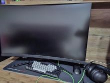 Monitor Gaming MSI 31.5 inch 240hz 4k UltraHD