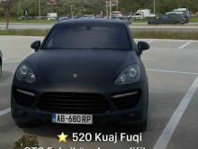 Porsche Cayenne GTS – Performancë që flakëron rrugët! 🔥