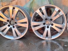 Disqe mercedes benz C clas Nr 17 të katër të gjerë.