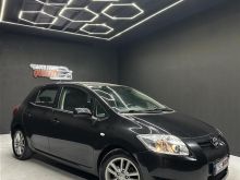 OKAZIONNN TOYOTA AURIS 1.4 NAFTE MANUAL 2010