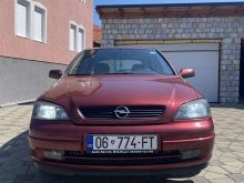 Shitet Opel Astra