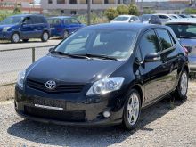 TOYOTA AURIS 1.4 NAFTE
