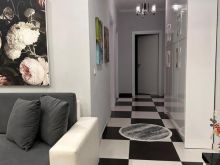 Shitet super apartament!