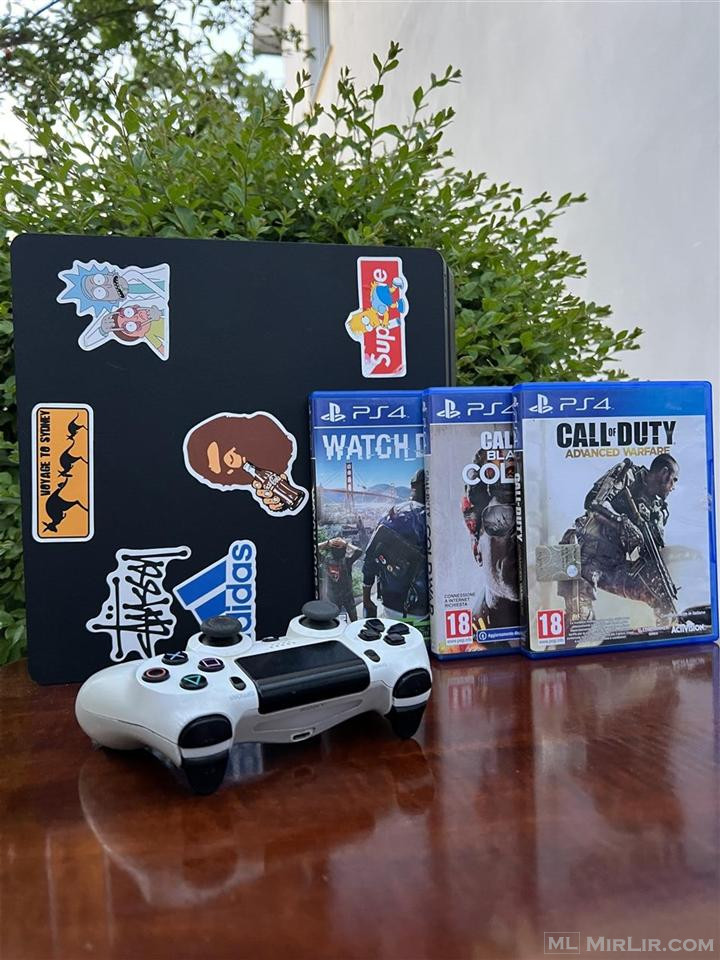 PLAY STATION 4 SLIM