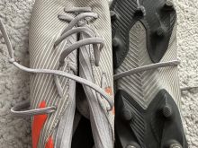 Shiten karponat Adidad Nemesis