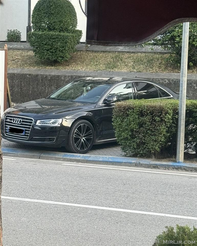 Shitet Audi A8