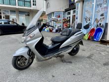 Grand Skuter Suzuki 400cc