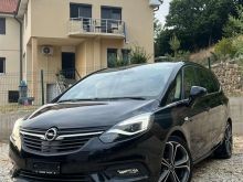 Opel zafira 2018 nga zvicrra