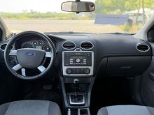 Ford focus 1.6 automatike