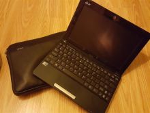 Shes-Ndroj Mini LapTop ASUS Eee PC