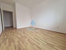 Ofrohet per shitje banesa 89m ne qender me letra